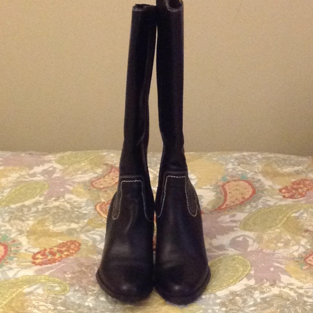 Black Boots